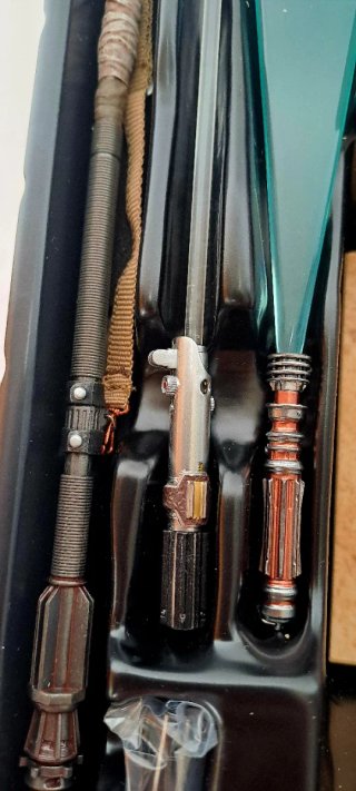 Hot Toys 1/6th scale figure MMS559 REY & D-O