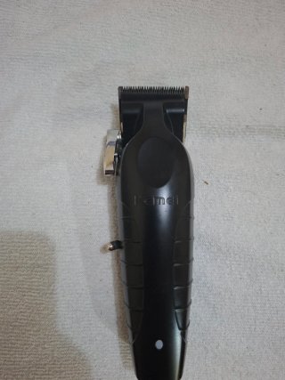 Máquina Cortapelo Kemei