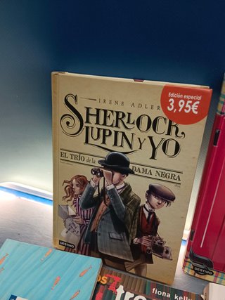 7 libros juveniles en buen estado