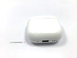 in-ear apple airpods 4 gen