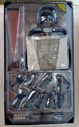 Hot Toys 1/6th scale Figure MMS452 DARTH VADER