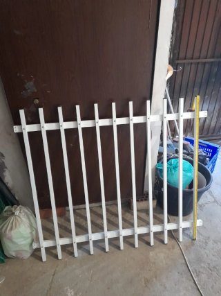 Rejas de aluminio blancas