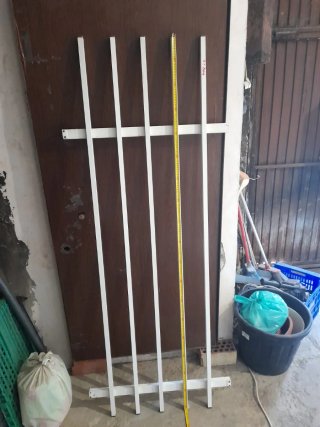 Rejas de aluminio blancas