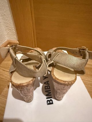 Cuñas doradas Bimba y Lola