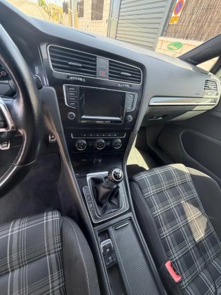 Volkswagen Golf 2015