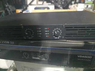 Amplificador VONYX VDA500 Digital Stereo