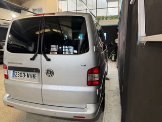 Volkswagen Transporter T5 2011