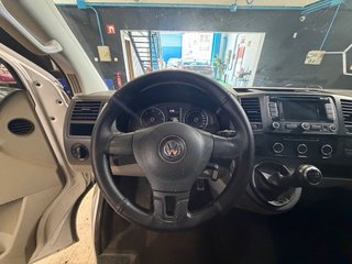 Volkswagen Transporter T5 2011