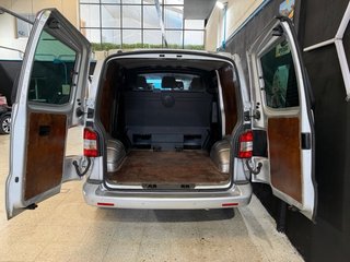 Volkswagen Transporter T5 2011