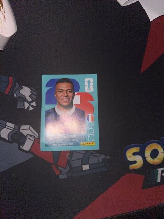 Carta Panini FIFA 23 Mbappé Real Madrid