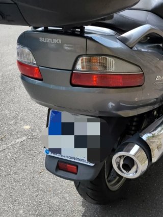 Suzuki BurgMan 650 Executive Plata