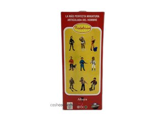 figura accion famosa madelman