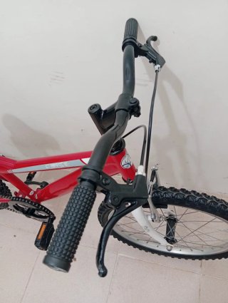 Bicicleta roja 20 pulgadas niño