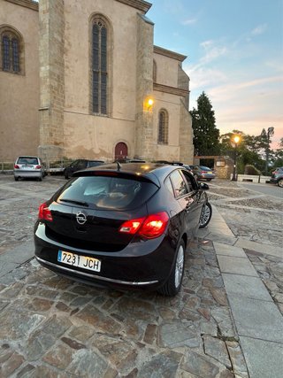 Opel Astra 2015