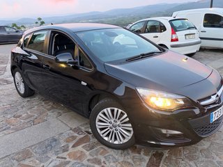 Opel Astra 2015
