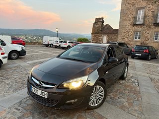 Opel Astra 2015
