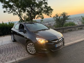 Opel Astra 2015