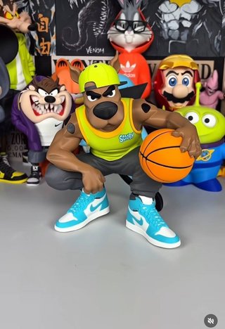 Figura Scooby Doo Balón Baloncesto Urbana