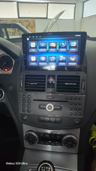 Rádio 4/64GB Mercedes W204 Android+GPS+Carplay