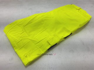 ropa trabajo prima