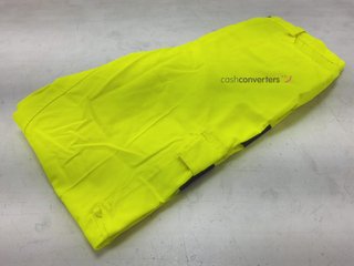 ropa trabajo prima