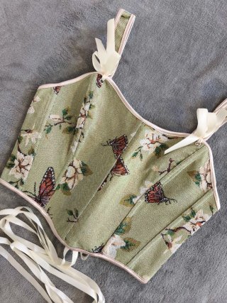 Crop top stilettos verde farfalle