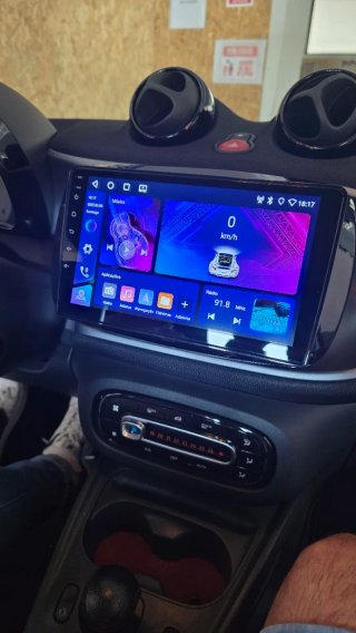 Rádio Smart Fortwo W453 Android 14 + GPS + Carplay