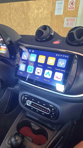 Rádio Smart Fortwo W453 Android 14 + GPS + Carplay
