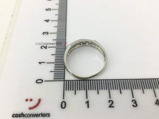 anillo oro 18k con piedra con circonita