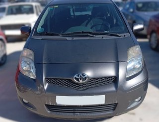 Toyota faro derecho yaris active 486124