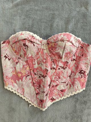 Top Corto Vintage Estilo Floral