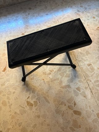 Reposapiés para guitarra
