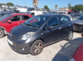 Toyota 486131 llanta yaris active
