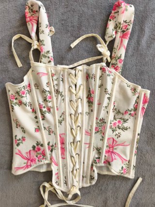 Corsetto floreale in stile vintage