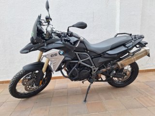 BMW F800GS Adventure Moto Negra y Plata