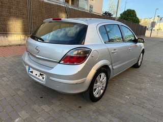 Opel Astra h 2010 etiqueta C