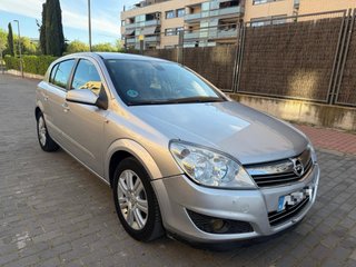 Opel Astra h 2010 etiqueta C