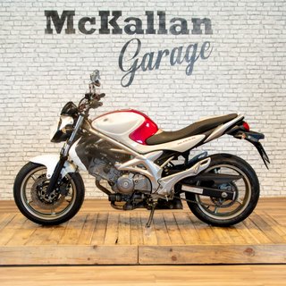 SUZUKI SFV 650 GLADIUS