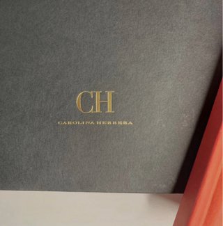 Set de Prensa Exclusivo “Carolina Herrera” (CH)