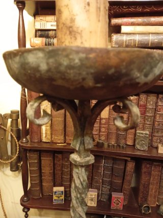 Candelabro antiguo metal forjado siglo XIX