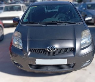 Toyota llanta yaris active 486133