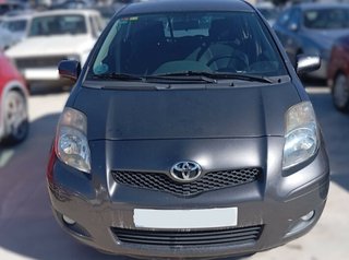 Llanta Toyota Yaris Active 486132