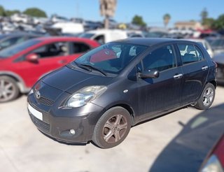 Llanta Toyota Yaris Active 486132