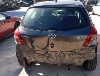 Toyota llanta yaris active 486134