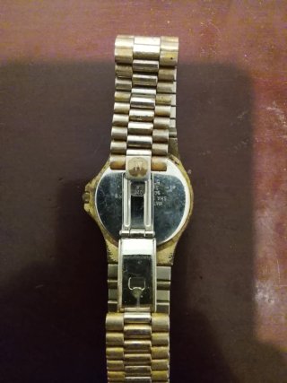 Reloj Bulova Quartz Dorado y Plateado