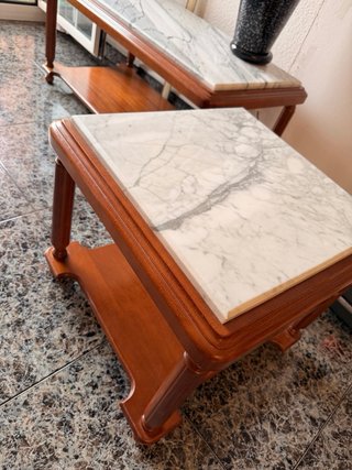 Mesa auxiliar mármol y madera