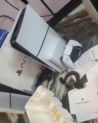 Playstation 5 Slim Disco Blanca