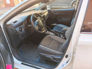 Toyota Auris 2016
