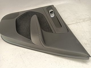 GUARNECIDO PUERTA TRASERA DERECHA VOLVO XC40 D420