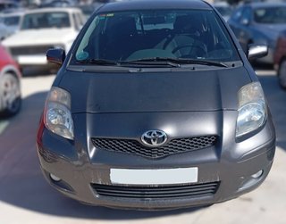 486163 puerta trasera derecha toyota yaris active